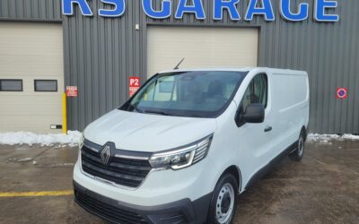 RENAULT TRAFIC VAN ( FOURGON ) L2H1 ADVANCE 3T 2.0 Blue DCI 150 E6E 03 PLACES NEUF