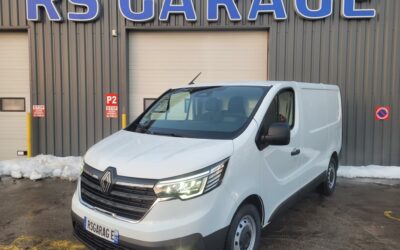 RENAULT TRAFIC VAN ( FOURGON ) L1H1 ADVANCE 3T 2.0 Blue DCI 150 E6E 03 PLACES NEUF