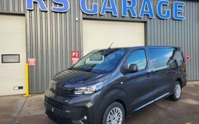 PEUGEOT EXPERT III Phase 2 VAN ( FOURGON ) RALLONGÉ « XL » 2.0 Blue HDI 180 EAT8 CABINE APPROFONDIE FIXE 05 PLACES NEUF