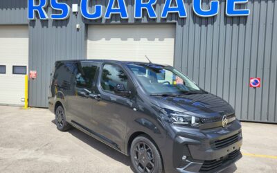 CITROEN JUMPY III Phase 2 VAN ( FOURGON ) RALLONGÉ « XL » 2.2 Blue HDI 180 EAT8 CABINE APPROFONDIE FIXE 05 PLACES NEUF avec HABILLAGE BOIS COMPLET